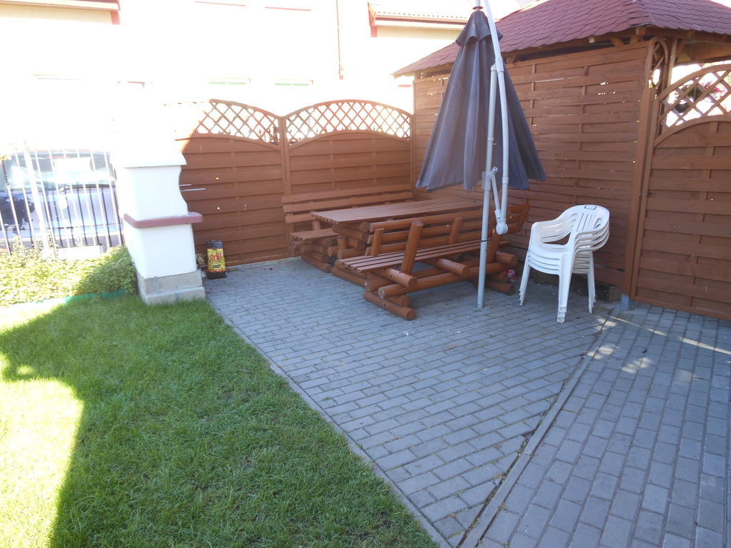 Domowe Zacisze Apartment Устка Екстериор снимка